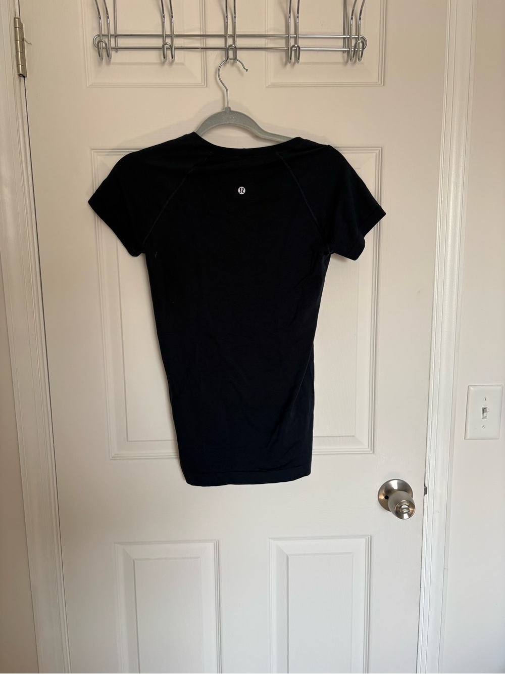 Lululemon Swiftly Tshirt - Navy Size 6 - Picture 2 of 3